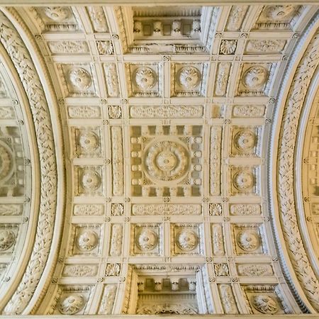 Andrassy Str. Luxury Apartment ブダペスト エクステリア 写真