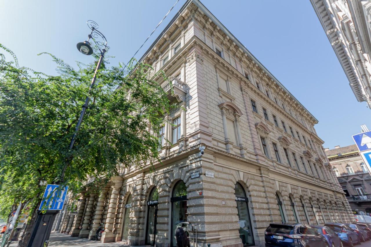Andrassy Str. Luxury Apartment ブダペスト エクステリア 写真