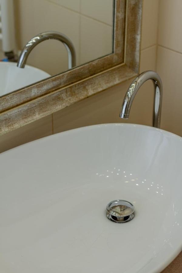 Andrassy Str. Luxury Apartment ブダペスト エクステリア 写真