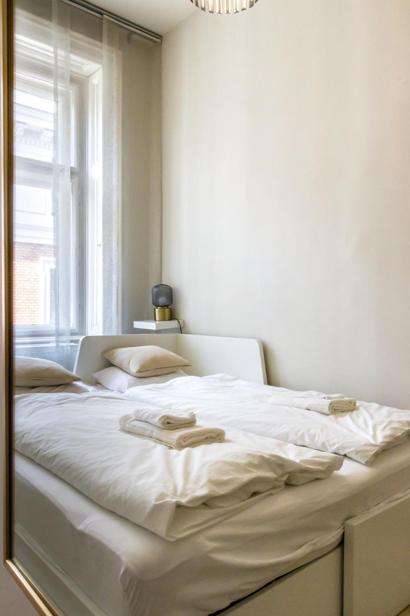 Andrassy Str. Luxury Apartment ブダペスト エクステリア 写真