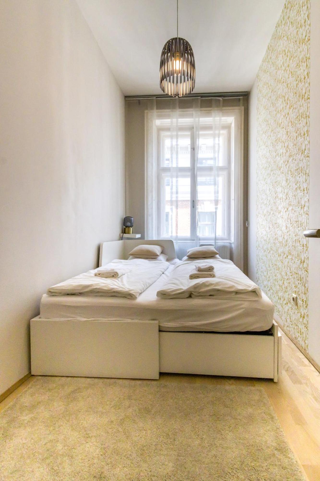 Andrassy Str. Luxury Apartment ブダペスト エクステリア 写真